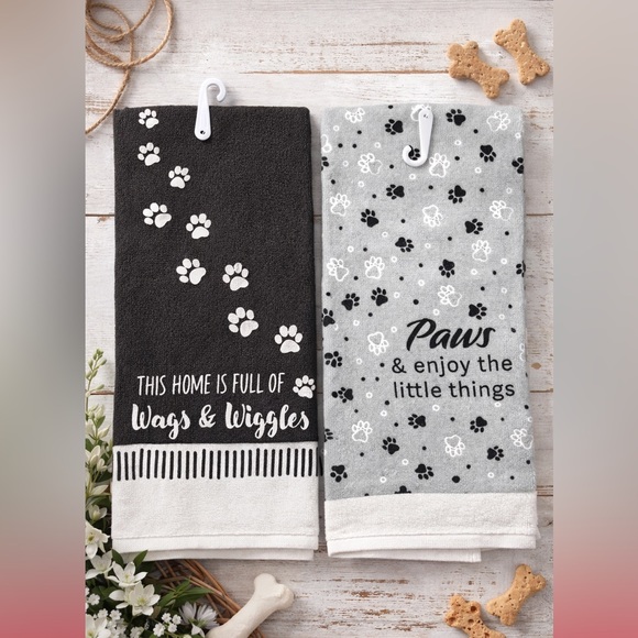 Other - 2 DOG 🐶 KITCHEN TOWELS 🐾